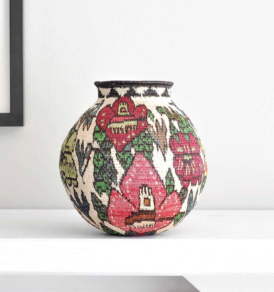 Floral Forest Wounaan Basket – floral motif – woven basket – baskets – handwoven in Panama