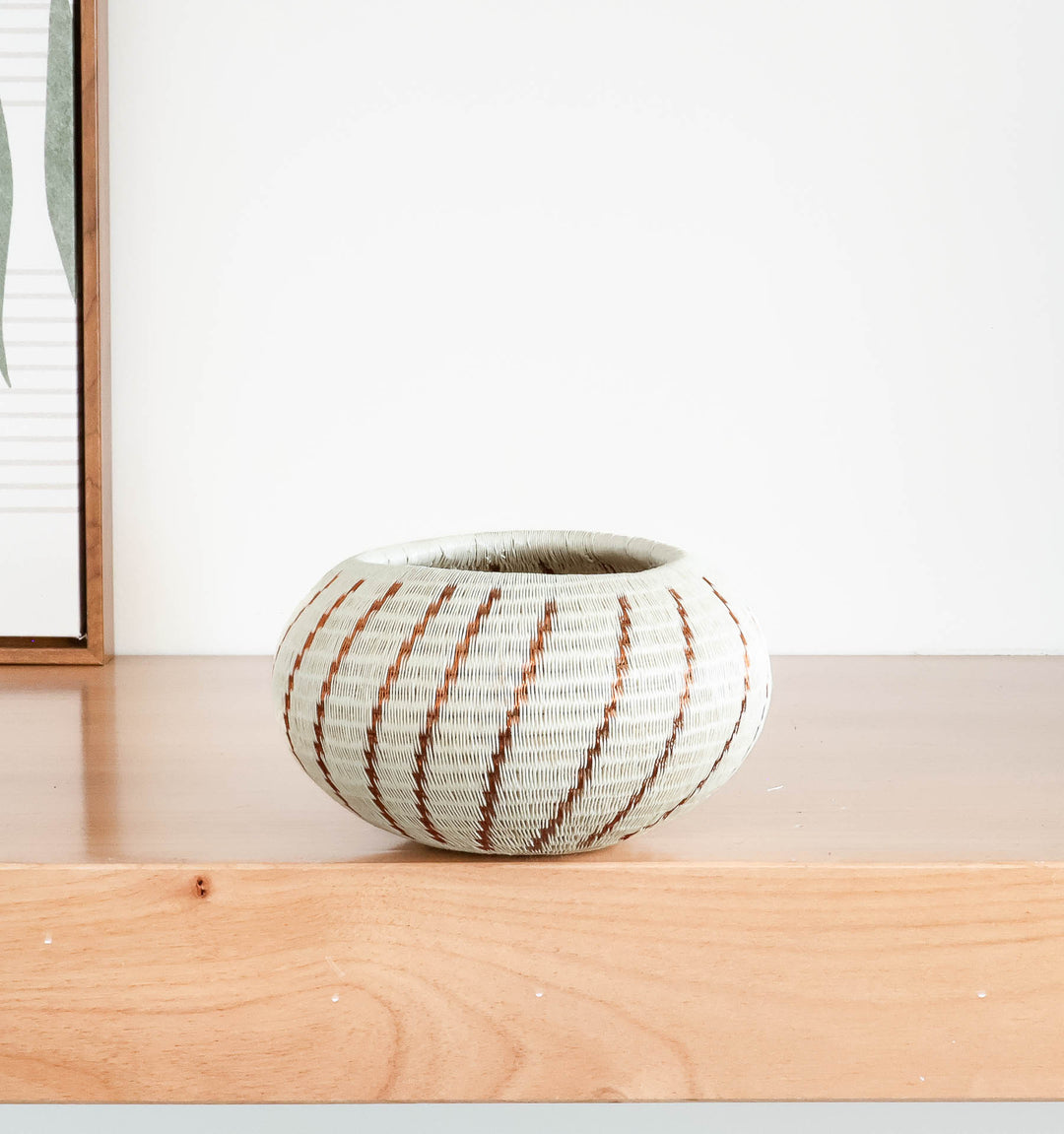 Copper Caracol – geometric motif – woven basket – baskets – handwoven in Colombia