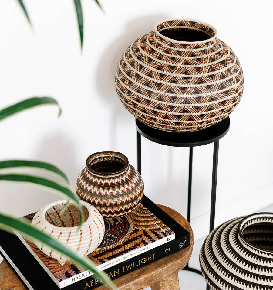 Natural Snake Belly – geometric motif – woven basket – baskets – handwoven in Panama