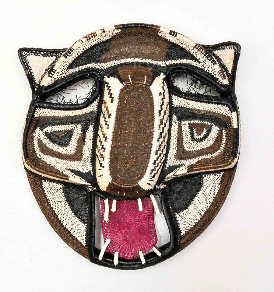 Laughing Cat Mask 3 – geometric motif – mask – sculptures & statues – handwoven in Panama