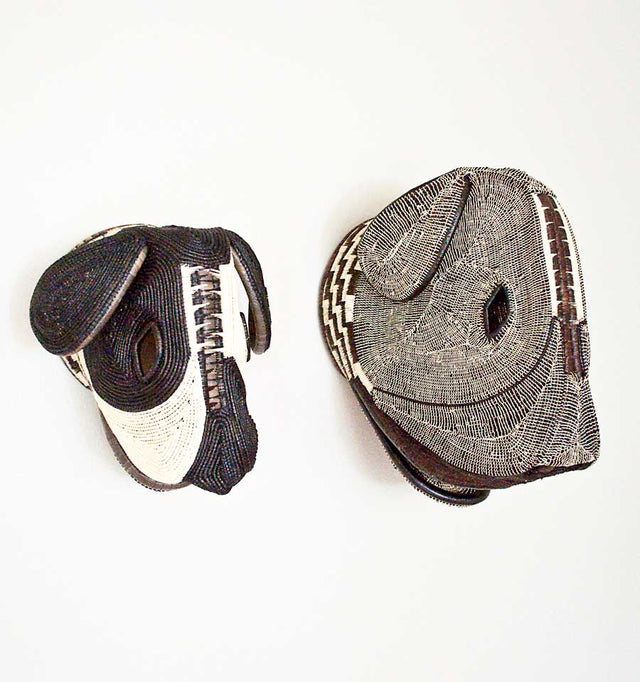 Grande Black Dog Mask
