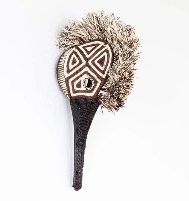 Brown Triangle Hummingbird – geometric motif – mask – sculptures & statues – handwoven in Panama