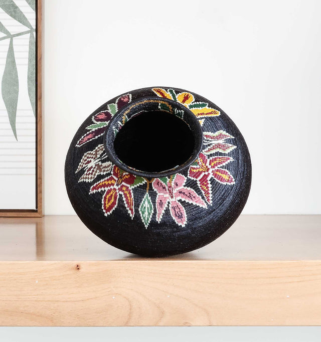 “Flor de la Selva” — Hösig Di Basket by Julia Jingimia