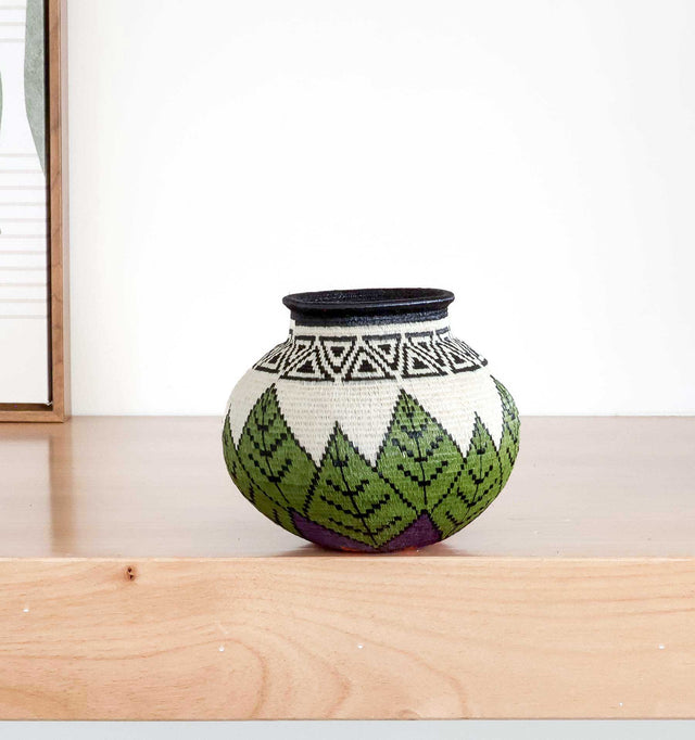 “Bosque Florido” — Hösig Di Basket by Telma Mejia