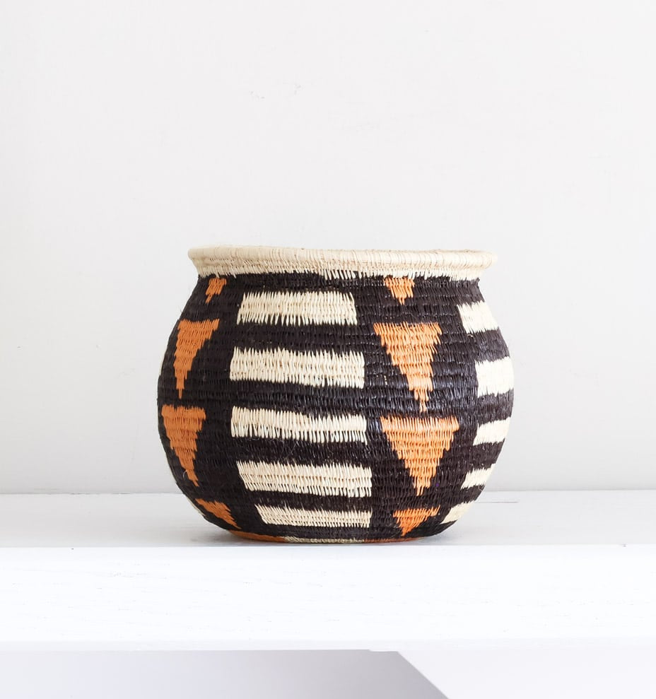 Vintage Black Diamonds And Stripes – geometric motif – woven basket – baskets – handwoven in Panama