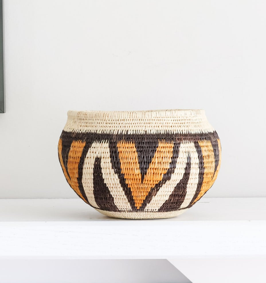 Vintage Golden V Design – geometric motif – woven basket – baskets – handwoven in Panama
