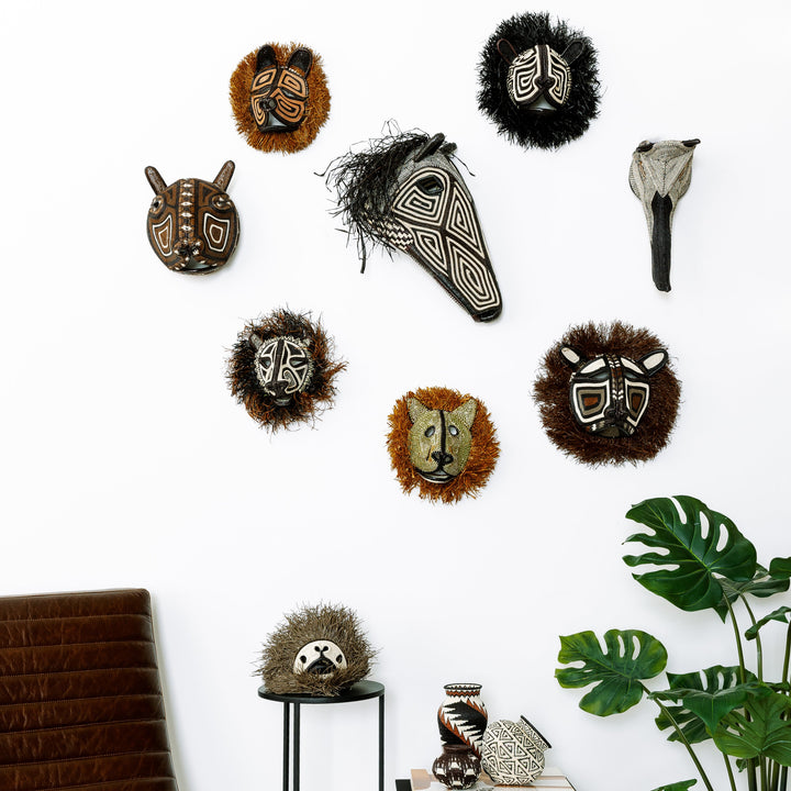 Spiraled Cat Mask