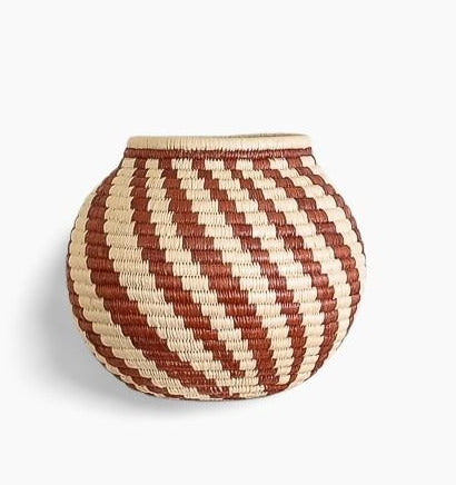 Spiral Flame Wounaan Basket