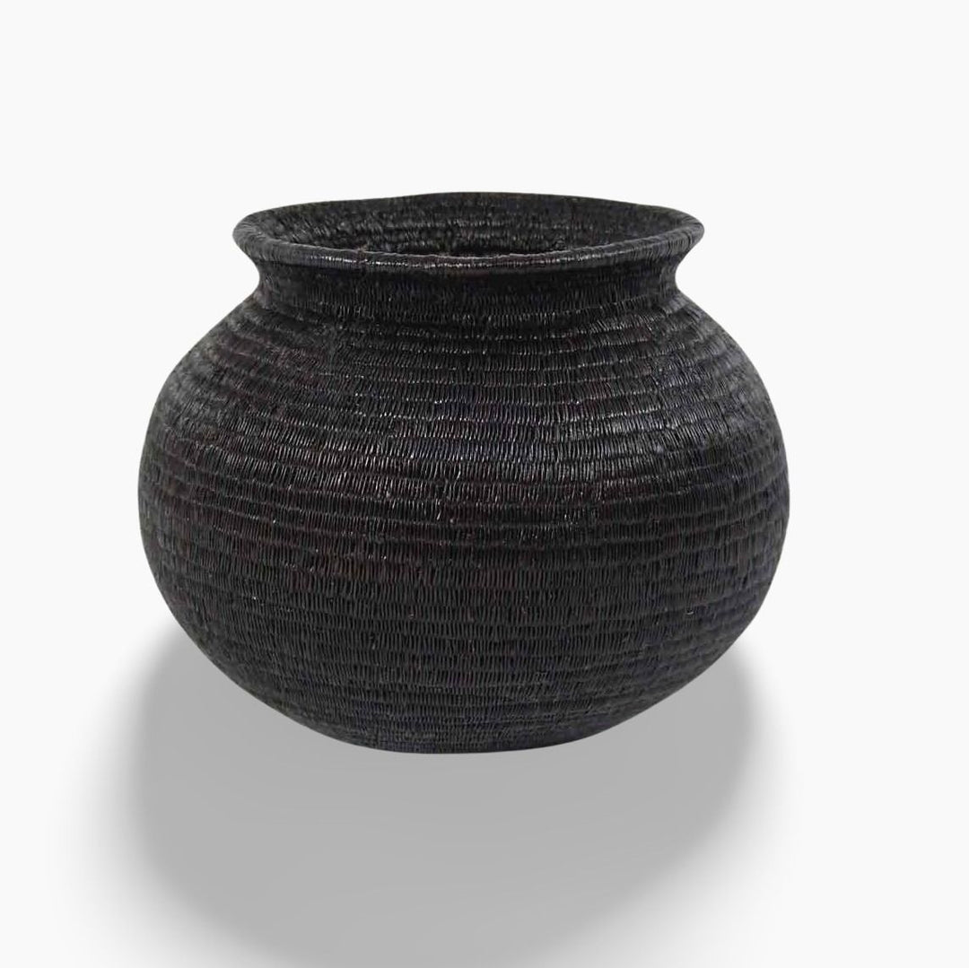 Obsidian Stillness Basket