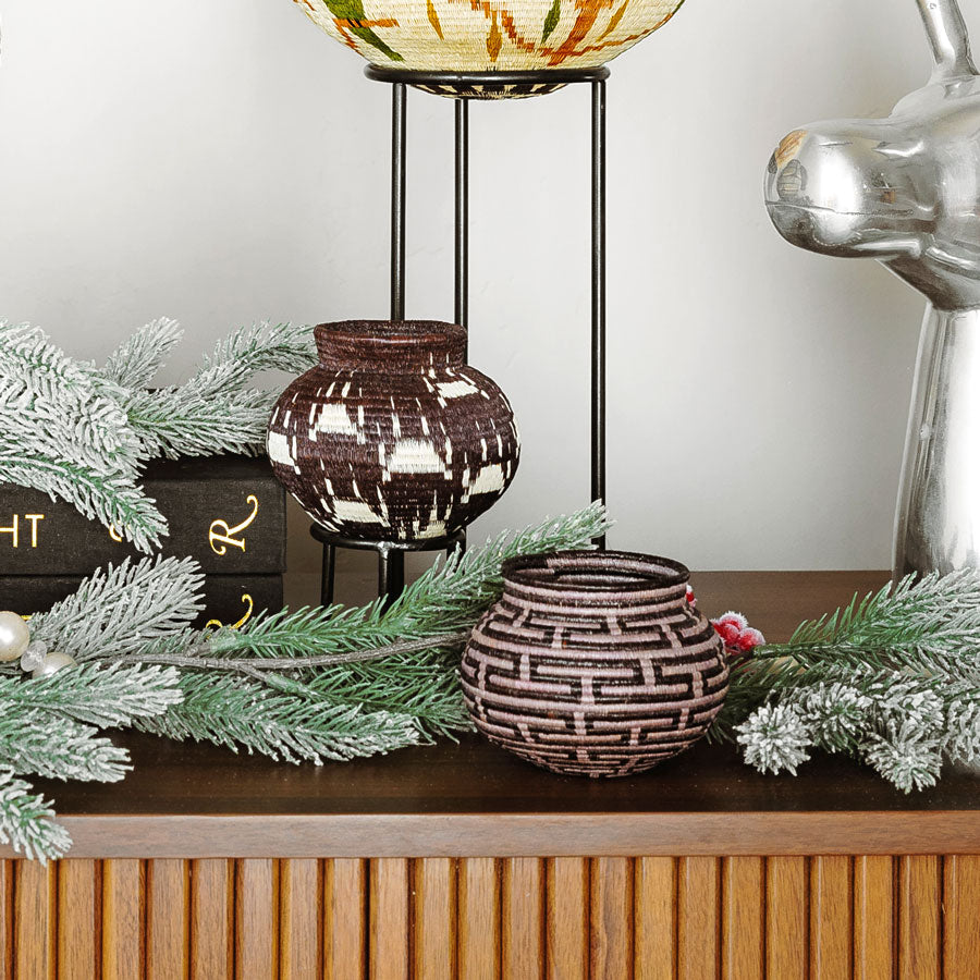 Ivory Paws Current Basket