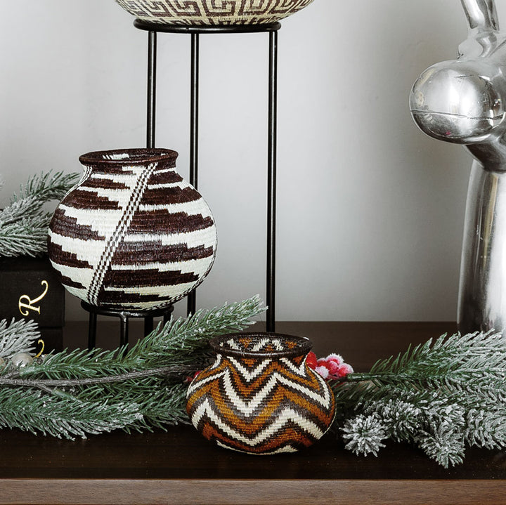 Diagonal Ridge Lines Mini Woven Basket