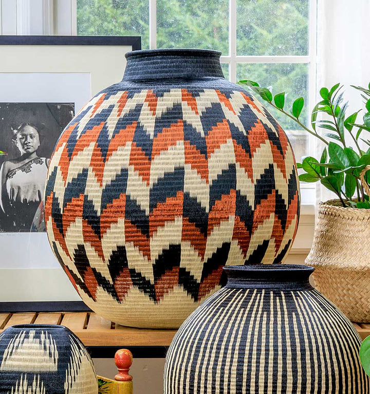 Copper And White Flames Basket – geometric motif – woven basket – baskets – handwoven in Colombia