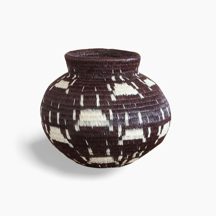 Ivory Paws Current Basket