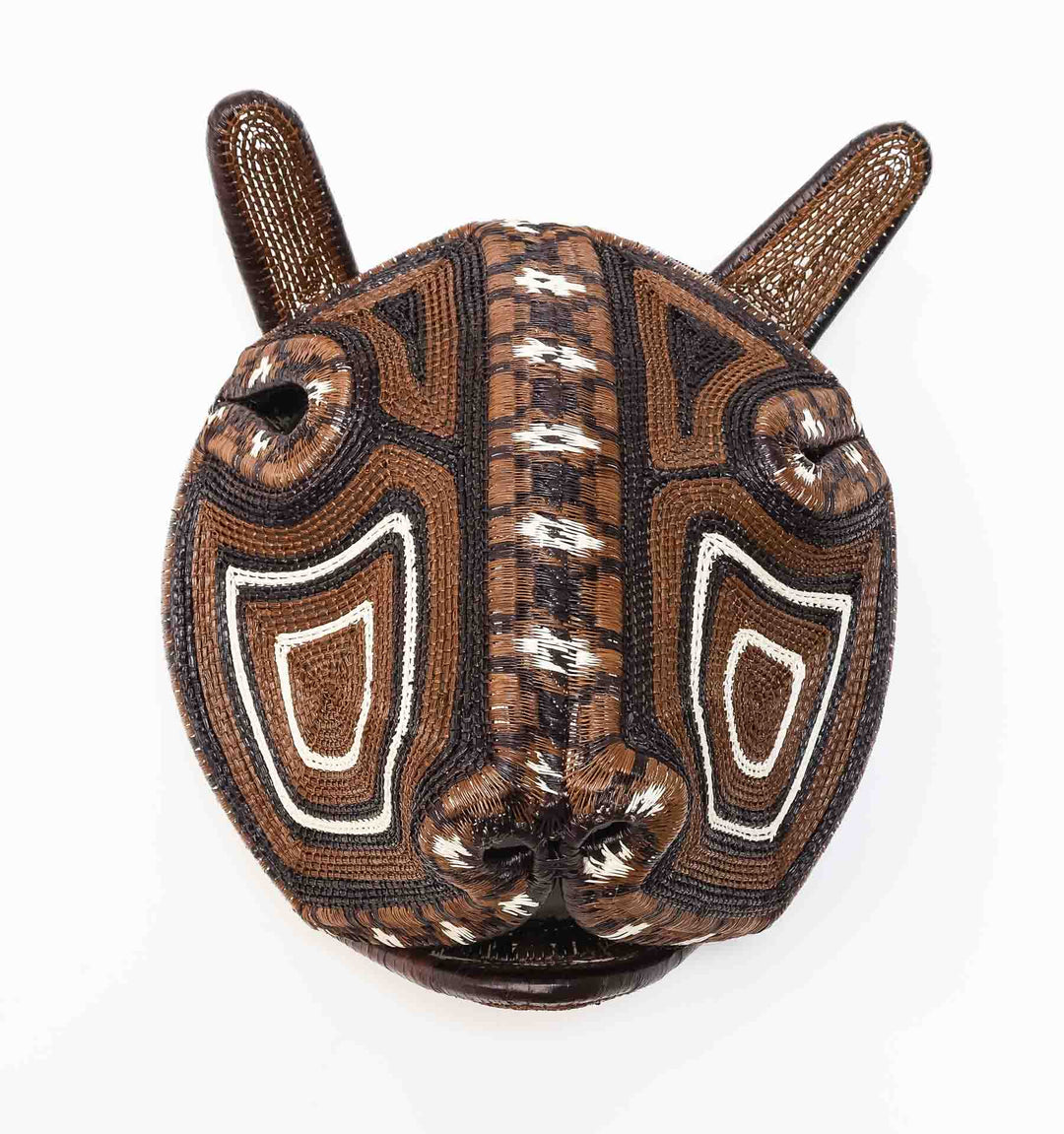 Spiraled Cat Mask