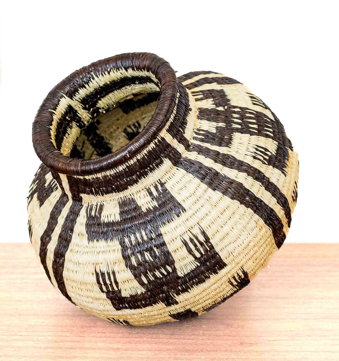 Crocodile Spirit Wounaan Basket